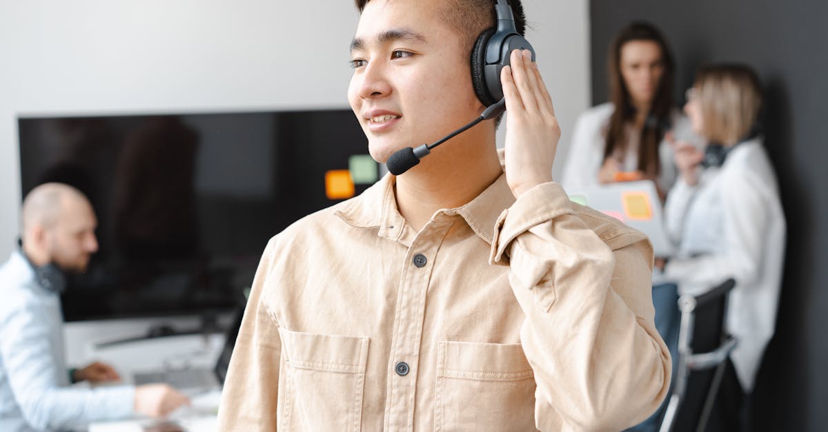 如何坚持长期的态度呈现,治理或同步推进游戏技术支持问题