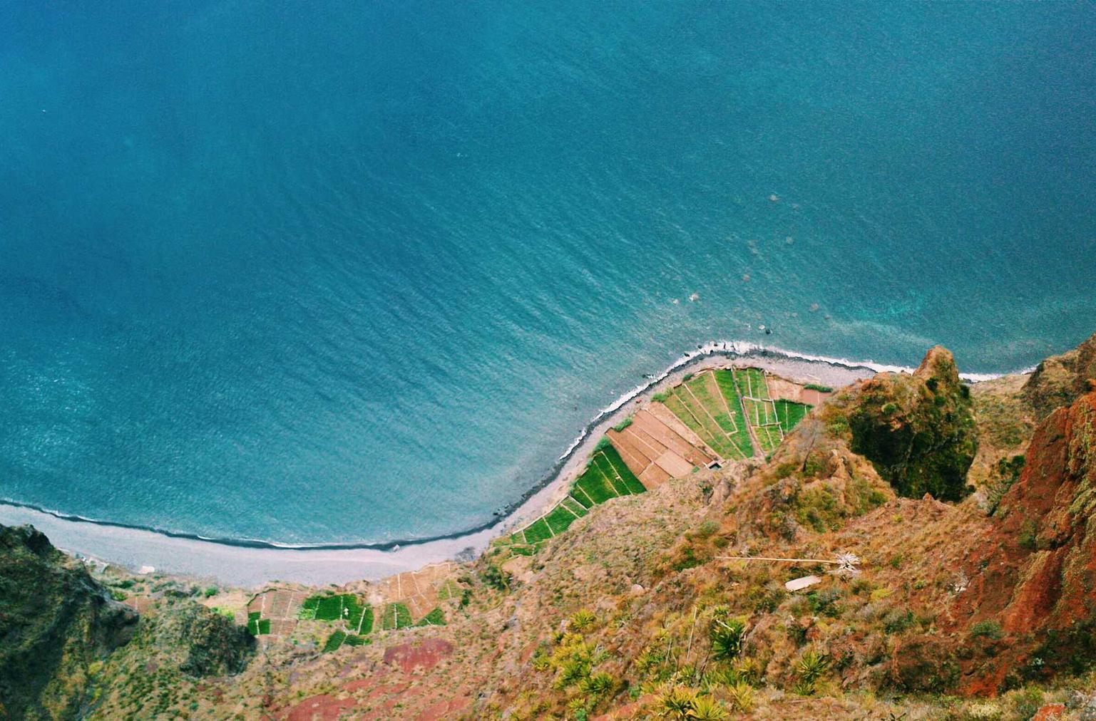 物联手机卡- 风云互动代理平台